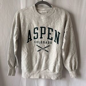 Abercrombie & Fitch Crewneck Colorado Graphic Sweatshirt
